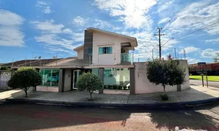 Casa com 3 dormitórios à venda por R$ 700.000,00 - Jardim Cidade Verde - Rolândia/PR