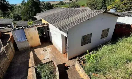 Casa com 2 dormitórios à venda por R$ 100.000,00 - Jardim Caviuna - Rolândia/PR