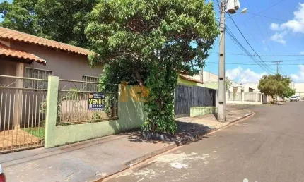 Casa com 3 dormitórios à venda, 115 m² por R$ 230.000,00 - Jardim Coliseu - Rolândia/PR