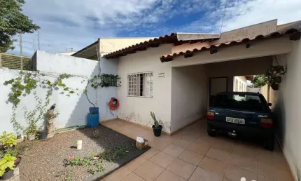 Casa com 2 dormitórios à venda, 76 m² por R$ 170.000 - Jardim Coliseu - Rolândia/PR