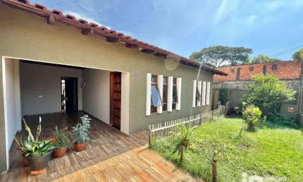 Casa com 3 dormitórios à venda por R$ 320.000 - Vila Oliveira - Rolândia/PR