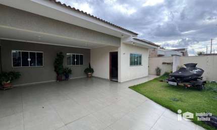 Casa com 3 dormitórios à venda, 155 m² por R$ 570.000,00 - Jardim Roland Garden - Rolândia/PR