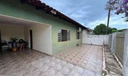 Casa com 4 dormitórios à venda, 360m² de área por R$ 369.000 - Jardim Novo Horizonte - Rolândia/PR