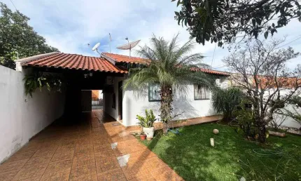 Casa com 2 dormitórios à venda, 125 m² por R$ 300.000 - Jardim Nobre - Rolândia/PR