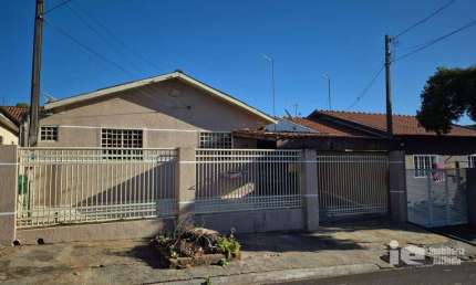 Casa com 3 dormitórios à venda, 117 m² por R$ 180.000,00 - Jardim Monte Carlo - Rolândia/PR