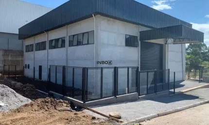 INBOX CIA IMOBILIARIA ALUGA, PAVILHÃO NOVO NA GARIBALDINA.