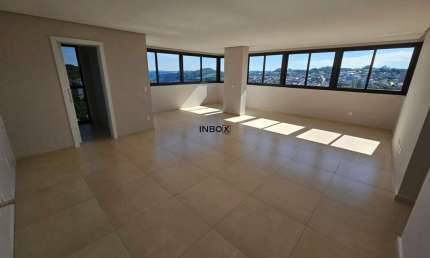 INBOX CIA IMOBILIÁRIA VENDE AMPLO APARTAMENTO DE 02 DORMITÓRIOS E 02 BOXES COM 95M² PRIVATIVOS NO BAIRRO PROGRESSO NA CIDADE DE BENTO GONÇALVES