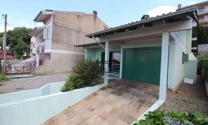 INBOX CIA IMOBILIÁRIA VENDE, CASA EM BENTO GONÇALVES NO OURO VERDE.