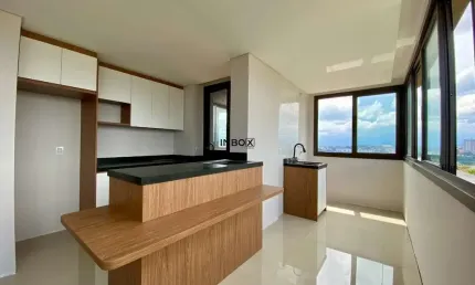 INBOX CIA IMOBILIÁRIA ALUGA EM BENTO GONÇALVES - Apartamento de três quartos no Centro.