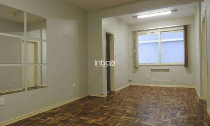 INBOX CIA IMOBILIÁRIA VENDE OU ALUGA - Sala Comercial no Centro de Bento Gonçalves.