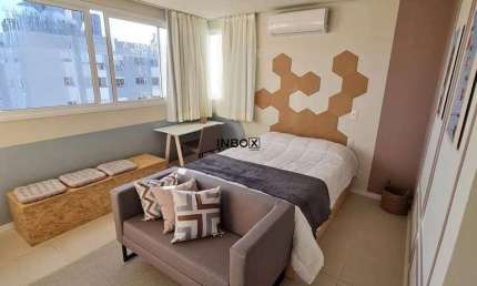 STUDIO MOBILIADO E DECORADO NO BAIRRO HUMAITÁ EM BENTO GONÇALVES