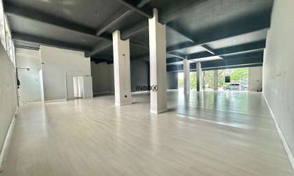 INBOX CIA IMOBILIÁRIA ALUGA- Sala térrea NO CENTRO.