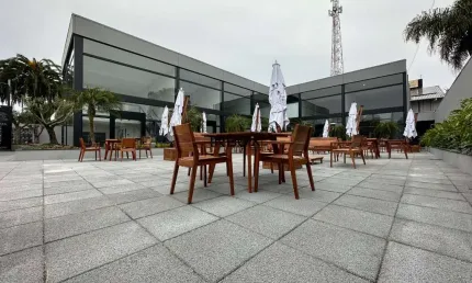 INBOX CIA IMOBILIÁRIA ALUGA- Sala comercial NA PLANALTO.