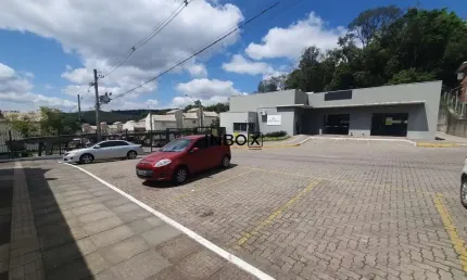 SALA COMERCIAL COM 96M² PRIVATIVOS E VAGA DE ESTACIONAMENTO FRONTAL