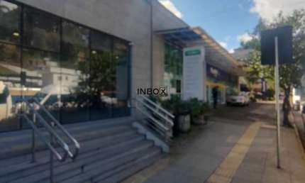 INBOX CIA IMOBILIÁRIA ALUGA - Sala comercial no Mall do Hospital Tacchimed