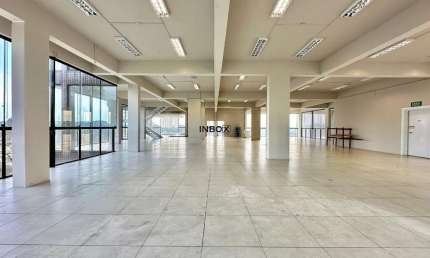 INBOX CIA IMOBILIARIA ALUGA - Sala Comercial ampla em Carlos Barbosa