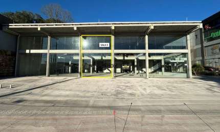 INBOX CIA IMOBILIARIA ALUGA - Sala comercial nova no Bairro Licorsul.
