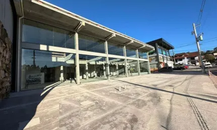 INBOX CIA IMOBILIARIA ALUGA - Sala comercial nova no Bairro Licorsul.