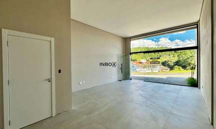 INBOX CIA IMOBILIÁRIA ALUGA - SALA COMERCIAL EM TUIUTI EM BENTO GONÇALVES.