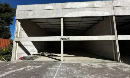 INBOX CIA IMOBILIÁRIA ALUGA - SALA COMERCIAL NO UNIVERSITÁRIO EM BENTO GONÇALVES.