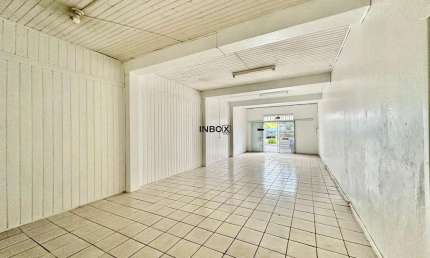 INBOX CIA IMOBILIARIA ALUGA - Sala comercial no bairro Universitário