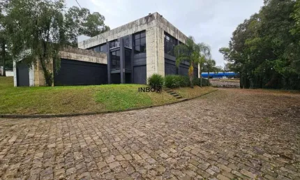 INBOX CIA IMOBILIÁRIA ALUGA SALA COM 800M² LOCALIZADA NO BAIRRO LICORSUL NA CIDADE DE BENTO GONÇALVES