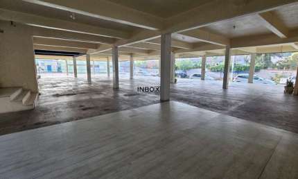 INBOX CIA IMOBILIÁRIA ALUGA SALA COMERCIAL COM 814,40M² LOCALIZADA NO BAIRRO PROGRESSO NA CIDADE DE BENTO GONÇALVES