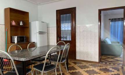 INBOX CIA IMOBILIARIA ALUGA, casa parte inferior com 3 quartos no bairro Borgo em Bento Gonçalves.