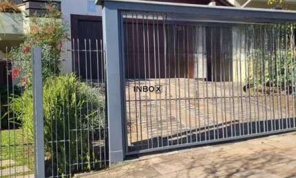 INBOX CIA IMOBILIÁRIA ALUGA CASA COMERCIAL Num dos pontos mais valorizado da cidade, bairro Nobre