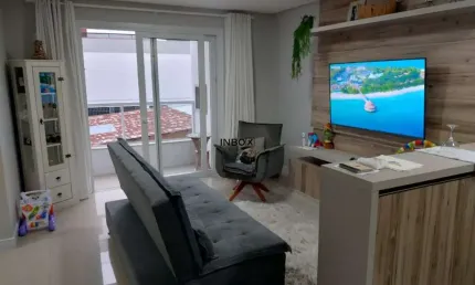 APARTAMENTO TOTALMENTE MOBILIADO DE DOIS QUARTOS NO CENTRO DE GARIBALDI