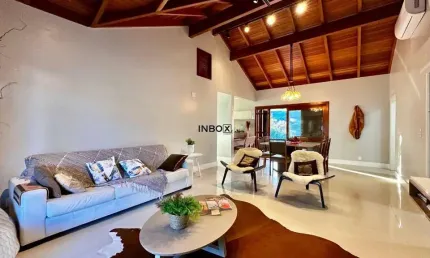 INBOX CIA IMOBILIÁRIA ALUGA - Casa com três quartos na mobiliada na Garibaldina.
