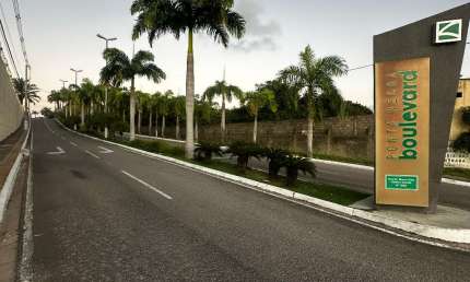 Lote no Condomínio Ponta negra boulevard, Localizada no Bairro Ponta negra.