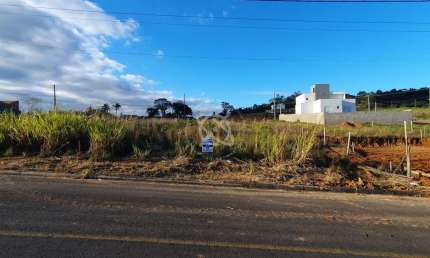 Terreno à venda na Rua Defendi Negro, Mina do Mato, Criciúma