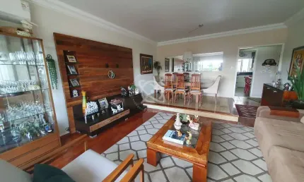 Ed. Auradri - Apartamento amplo no Centro de Araranguá