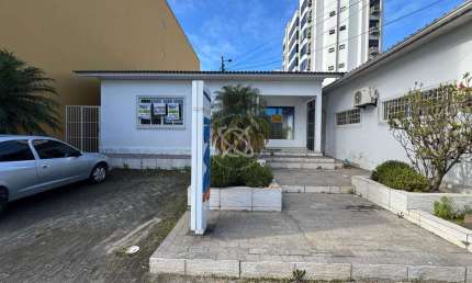 Casa comercial para alugar na Avenida Sete de Setembro, 2155, Centro, Araranguá