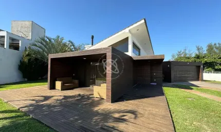 Casa Alto Padrão em Morro dos Conventos, Araranguá/SC