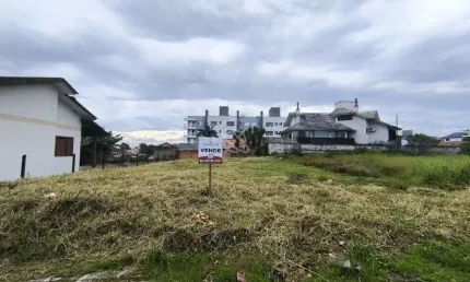 Terreno à venda no bairro Jardim das Avenidas - Araranguá/SC
