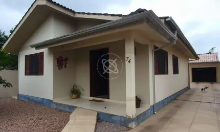 Casa com 3 quartos à venda no Urussanguinha, Araranguá 