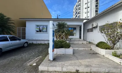Casa para alugar na Avenida Sete de Setembro, 2155, Centro, Araranguá