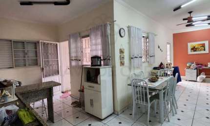 Casa para Locação em São Pedro, CENTRO DE SAO PEDRO, 3 dormitórios, 3 banheiros, 3 vagas