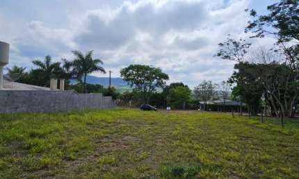 Terreno à venda no Condomínio Serra Verde, São Pedro 