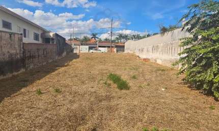Terreno à venda na Vila Rica, São Pedro 