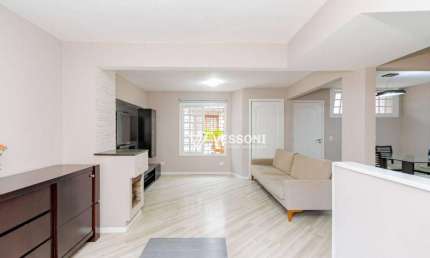Sobrado com 3 dormitórios à venda, 157 m² por R$ 790.000,00 - Guabirotuba - Curitiba/PR