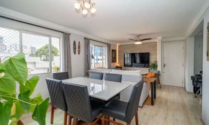 Apartamento com 3 Quartos | Face Norte | Elevador | Vaga Coberta Livre | 89 m² | à venda por R$ 580.000 - Vila Izabel - Curitiba/PR