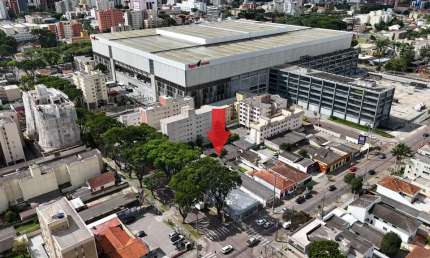 Terreno Exclusivo ao lado da Ligga Arena | 550 m² | Água Verde | à venda por R$ 2.800.000 - Curitiba/PR