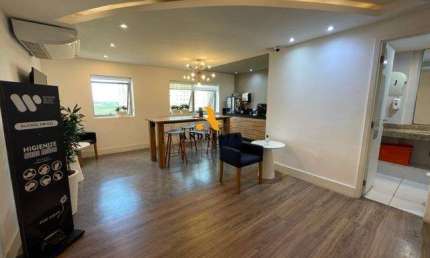 Sala comercial com 16 salas para alugar na Avenida das Américas, 7935, Barra da Tijuca, Rio de Janeiro por R$ 28.000