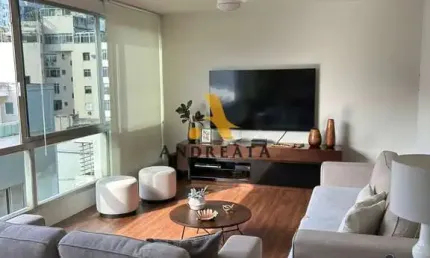 Apartamento com 3 quartos à venda na Rua Casuarina, 20, Humaitá, Rio de Janeiro por R$ 1.980.000