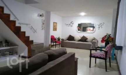 Casa em condomínio fechado com 4 quartos à venda na João Bruno Lobo, 840, Curicica, Rio de Janeiro por R$ 405.000