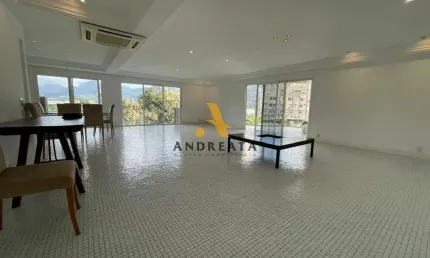 Apartamento com 4 quartos para alugar na Rua Sacopa, 250, Lagoa, Rio de Janeiro por R$ 12.000