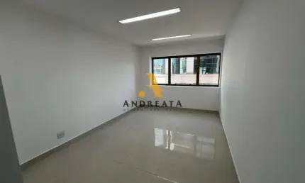 Sala comercial para alugar na Avenida das Américas, 7935, Barra da Tijuca, Rio de Janeiro por R$ 6.000